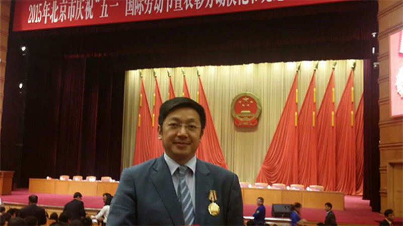 2015��4��28��